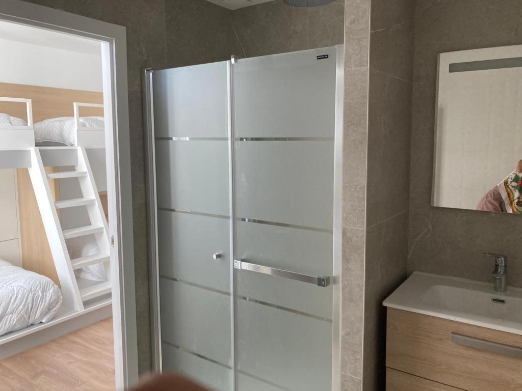 Superbe Appartement T3 Au Centre Plage .Parking Hendaye Esterno foto