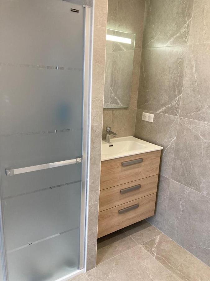 Superbe Appartement T3 Au Centre Plage .Parking Hendaye Esterno foto