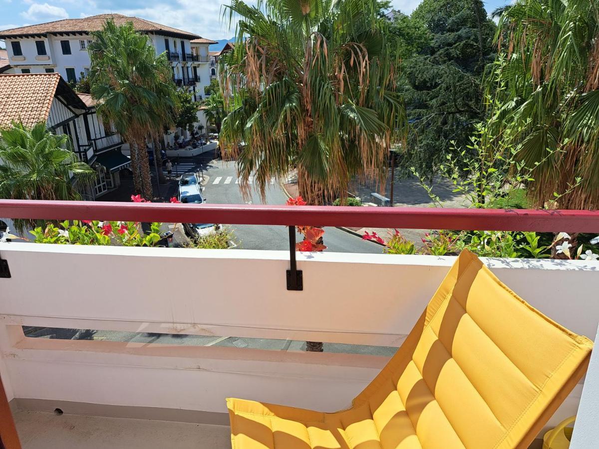 Superbe Appartement T3 Au Centre Plage .Parking Hendaye Esterno foto