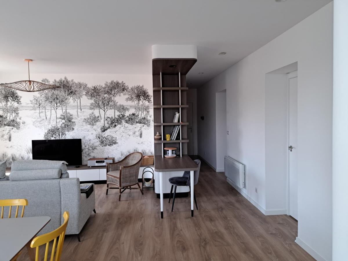 Superbe Appartement T3 Au Centre Plage .Parking Hendaye Esterno foto